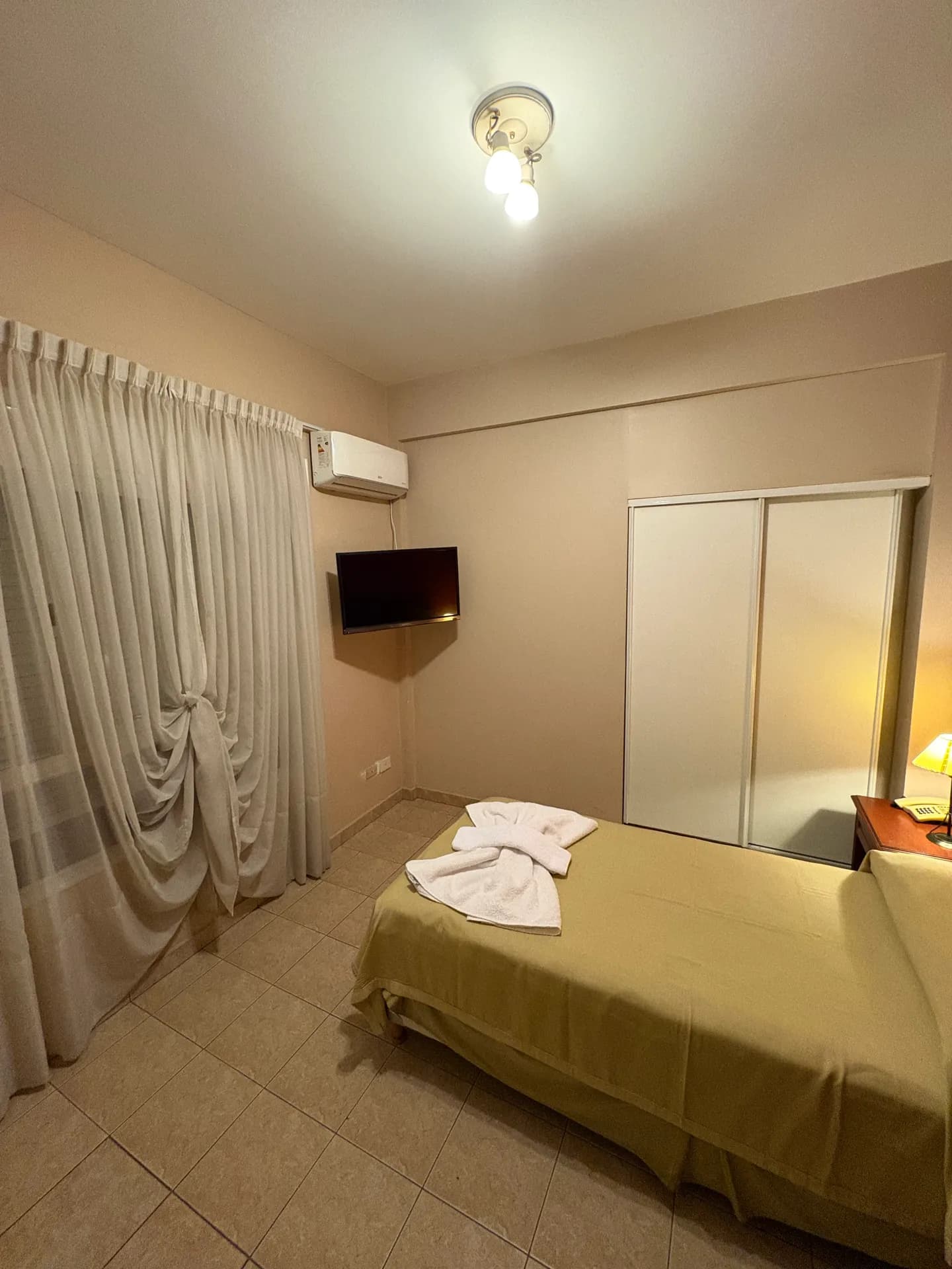 Habitación Simple — Wilson Hotel